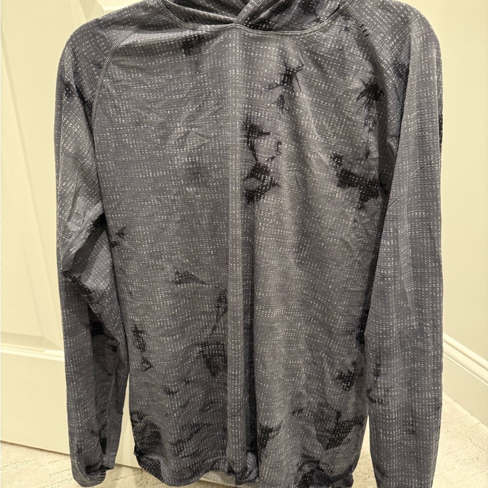 lululemon athletica Gray Long Sleeve Tee